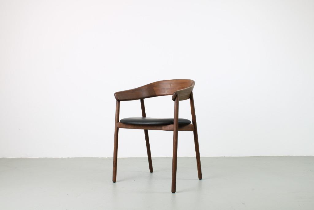 Artisan-Insan, Janu Armchairs, Eiken Dark oil, Huis en Inrichting, Stoelen, Ophalen, Twee, Bruin, Nieuw