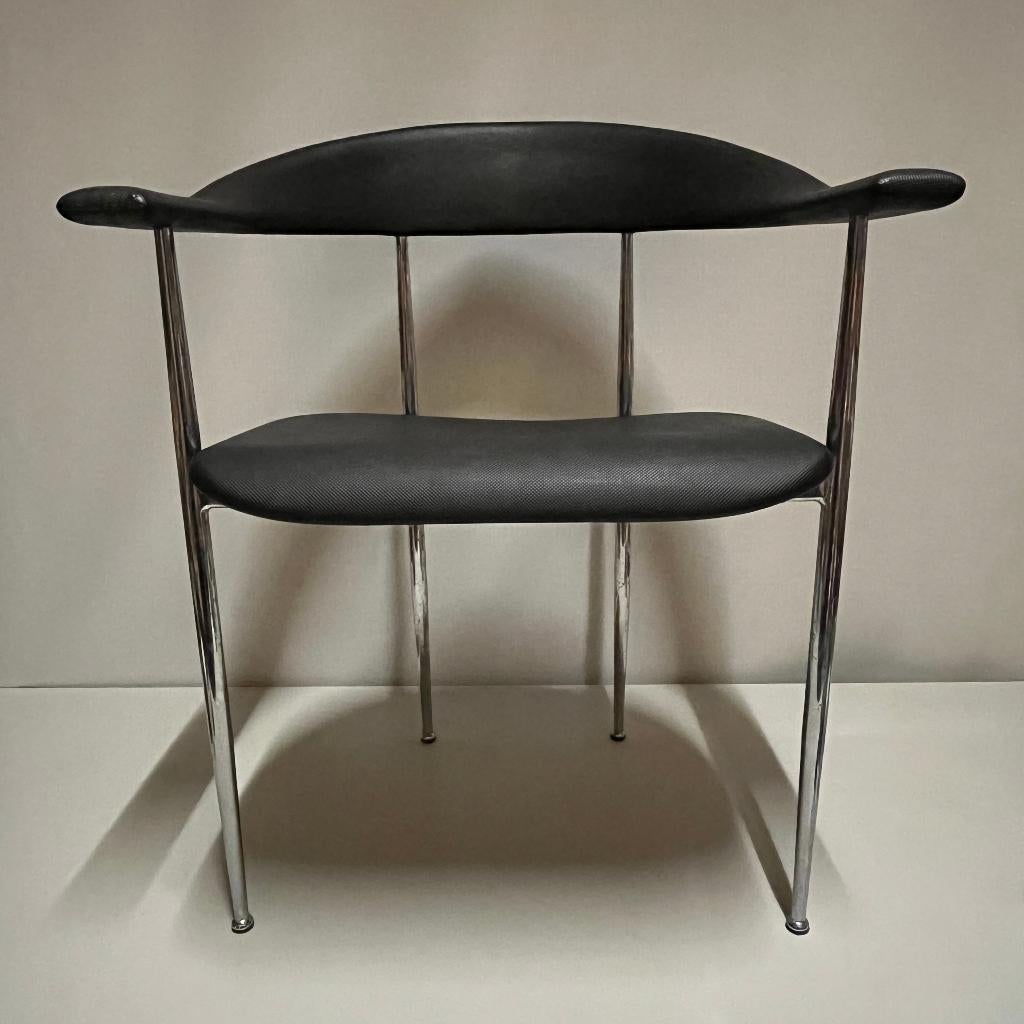 2 x jaren 80 post modern design stoel P40 Fasem, Ophalen, Gebruikt, Twee, Zwart