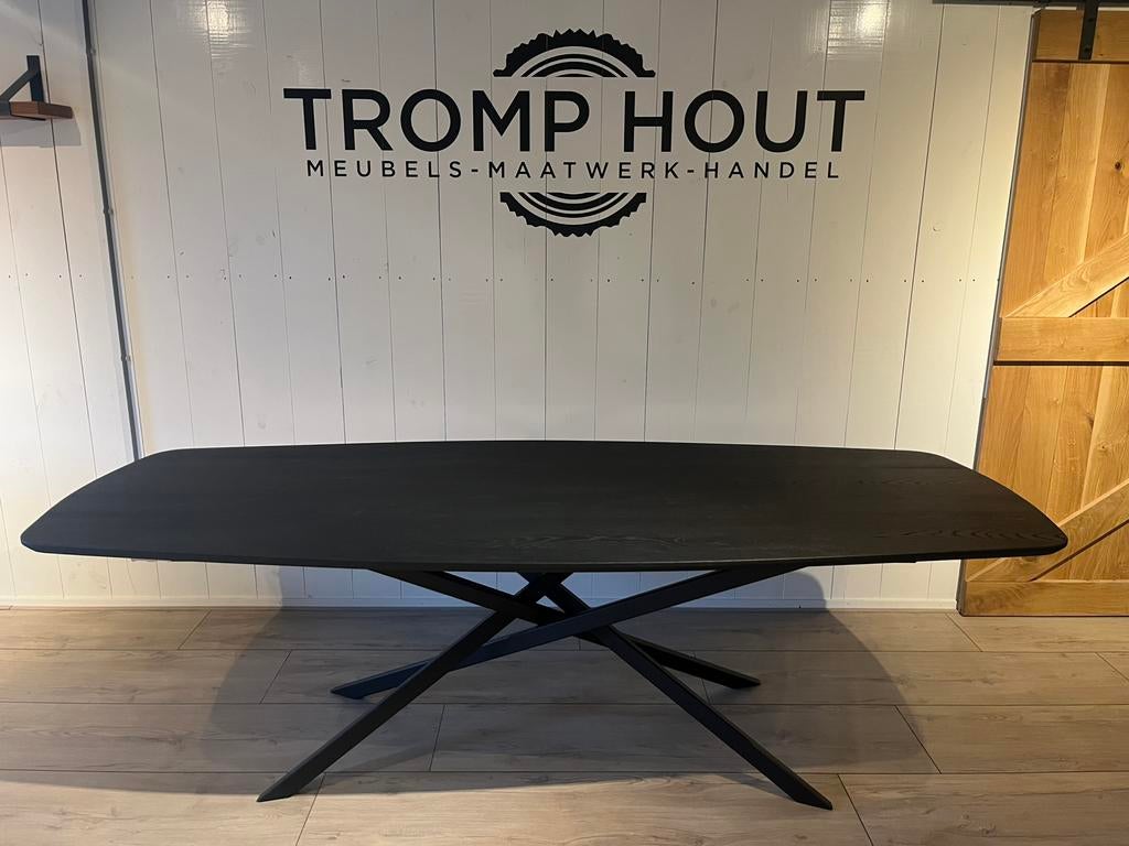Deens ovaal eiken eettafel. 8 tot 10 personen, Huis en Inrichting, Tafels | Eettafels, Ophalen, 100 tot 150 cm, Tromphout, Vijf personen of meer