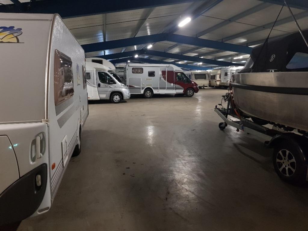 stalling ( winter ) camper caravan boot auto oldtimer, Caravans en Kamperen, Campers, Particulier, Half-integraal, Overige merken