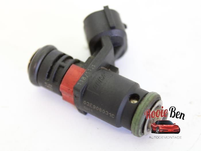 Injector (benzine injectie) van een Volkswagen Polo, Gebruikt, -, Volkswagen, -