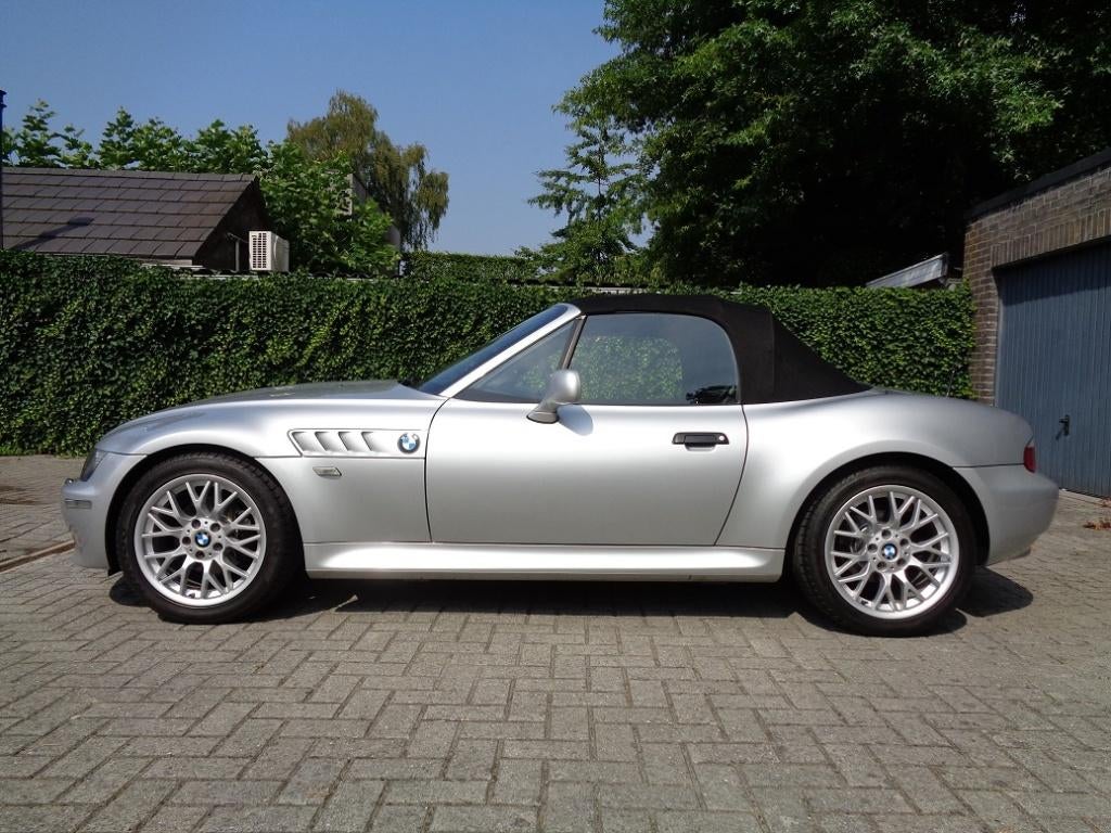 BMW Z3 1.9i Sport Edition - Prachtige 'Full option' Roadster, Stoelverwarming, Achterwielaandrijving, 4 cilinders, Cabriolet