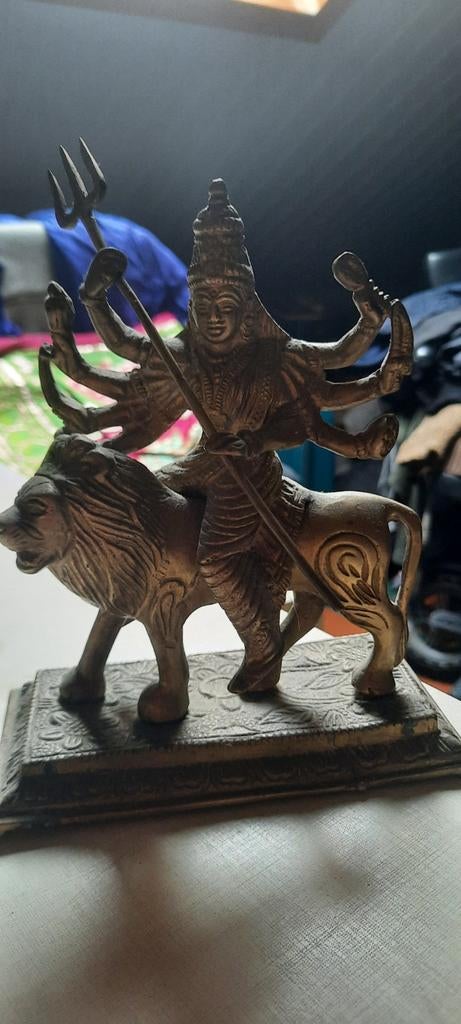 Bronzen beeld van Durga op een leeuw, Ophalen of Verzenden