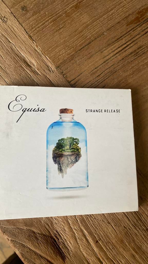 Equisa, Ophalen of Verzenden, Zo goed als nieuw