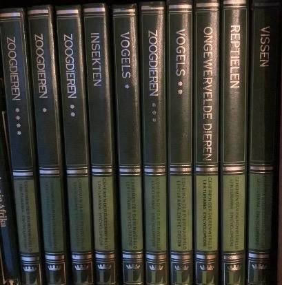 serie 'Geheimen der dierenwereld' 10 boeken, Boeken, Encyclopedieën, Ophalen, Zo goed als nieuw, Dieren, Complete serie