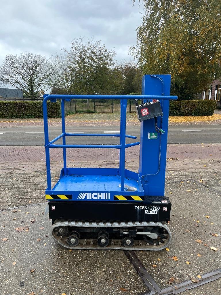 rupshoogwerker Aichi RM04B, Zakelijke goederen, Ophalen