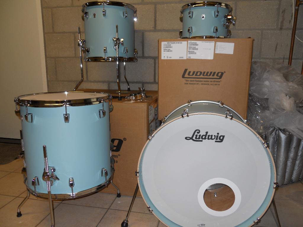 Ludwig NeuSonic Skyline Blue, Muziek en Instrumenten, Drumstellen en Slagwerk, Ophalen, Zo goed als nieuw, Ludwig