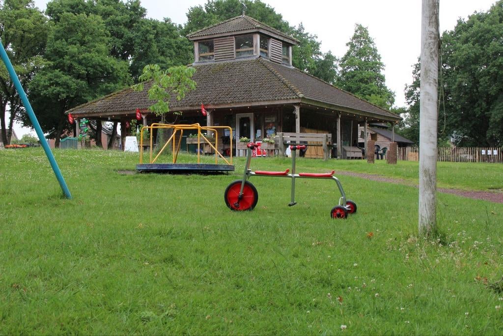 Te huur: locatie voor feesten en partijen, Met catering, Bruiloft- of Feestlocatie