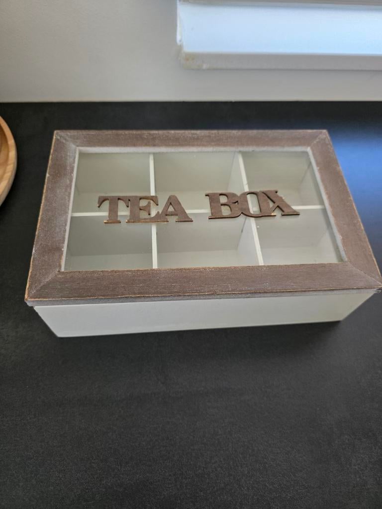 Houten theedoos met 6 vakken en glazen deksel, Ophalen of Verzenden, Gebruikt, Wit, Hout