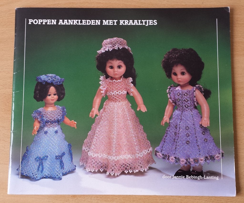 Poppen Aankleden met Kraaltjes - Jannie Bebingh - 1992, Gebruikt, Overige typen, Ophalen of Verzenden, Nvt