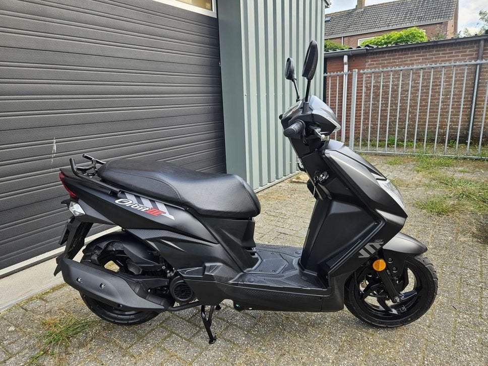 SYM ORBIT 3 4T E5 BROM  (bj 2024) 8.255 km, Fietsen en Brommers, SYM, Onbekend, 49 cc, Onbekend
