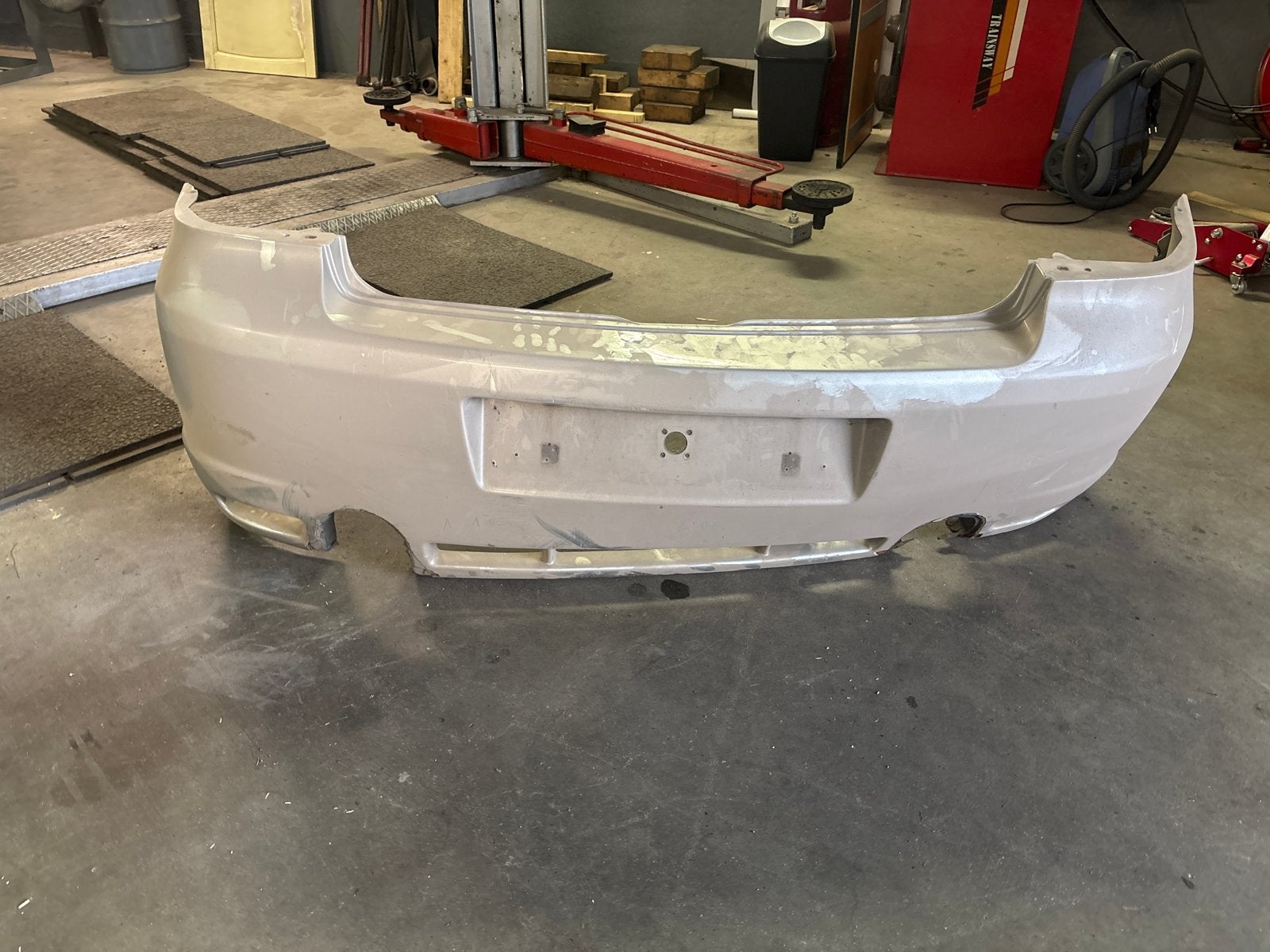 Originele zeldzame R32 Golf 4 achterbumper, Auto-onderdelen, Carrosserie en Plaatwerk, Gebruikt, Volkswagen, Ophalen of Verzenden