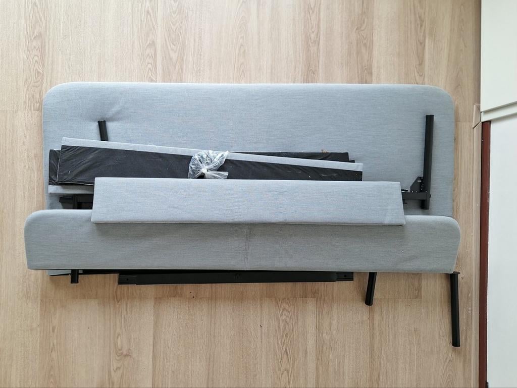 Ikea SLATTUM bed 140x200 grijs, Ophalen, 140 cm, Zo goed als nieuw, Twijfelaar