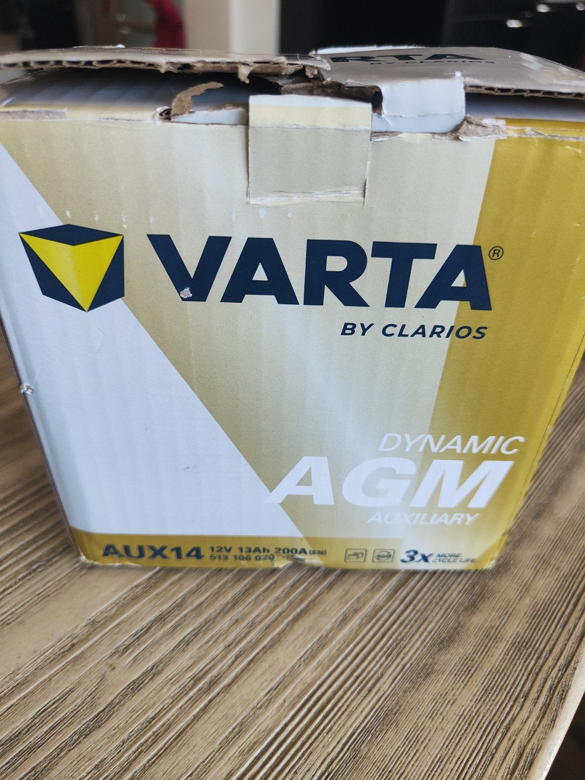 Nieuwe Varta Dynamic AGM AUX14 Accu 12V 13Ah 200A, Auto-onderdelen, Accu's en Toebehoren, Ophalen of Verzenden, Nieuw