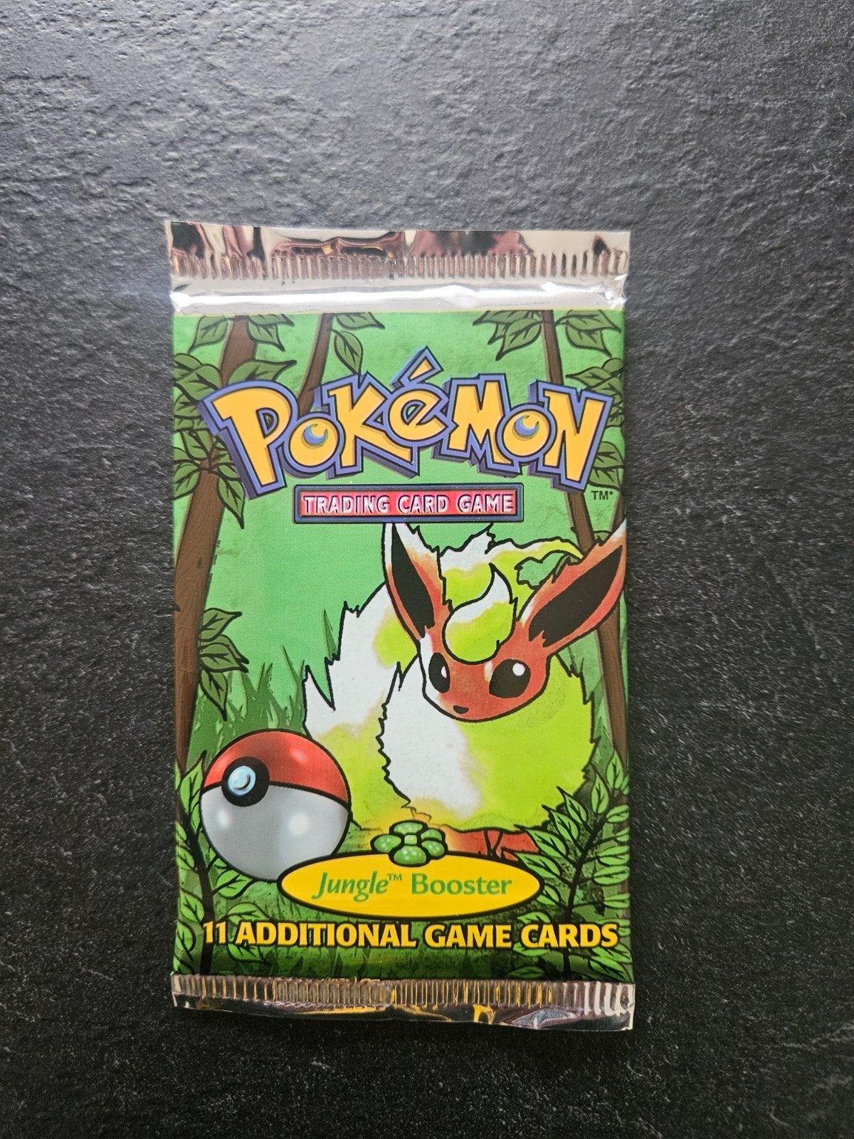 Originele Pokemon Jungle booster pack, Hobby en Vrije tijd, Verzamelkaartspellen | Pokémon, Ophalen of Verzenden, Nieuw, Booster