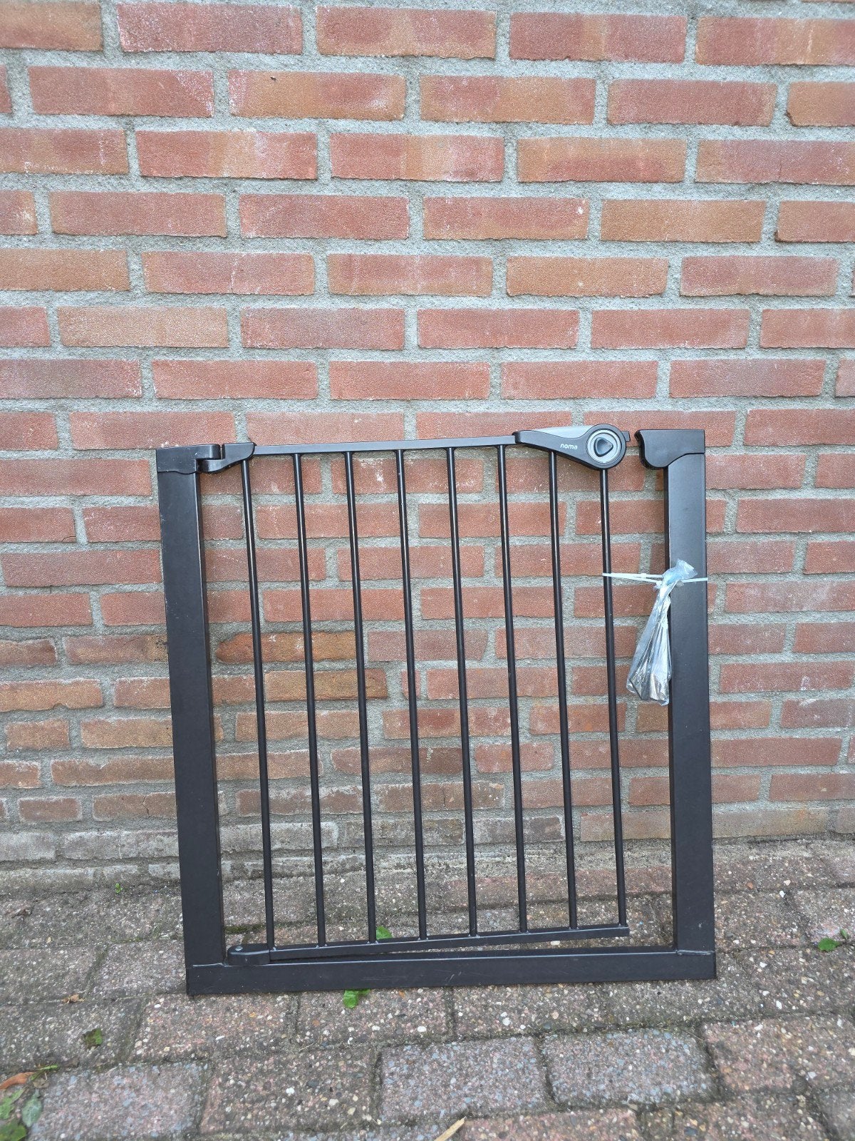 Zwart traphekje zonder boren, Ophalen of Verzenden, Gebruikt, Metaal of IJzer, Klemhekje