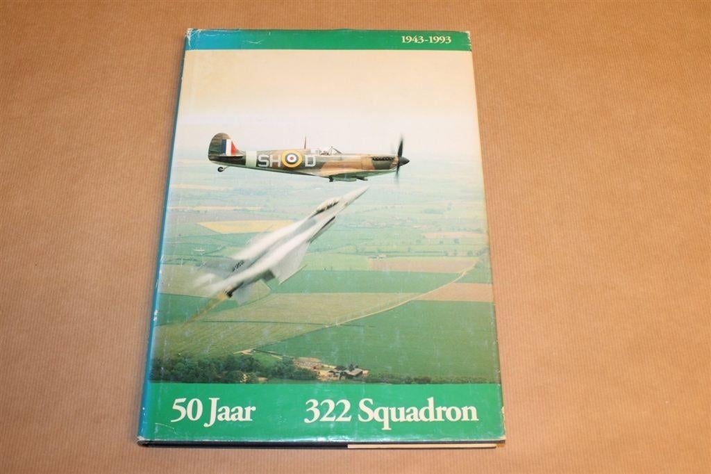 50 jaar 322 Squadron 1943-1993, Ophalen of Verzenden, Tweede Wereldoorlog, Zo goed als nieuw, Overige onderwerpen