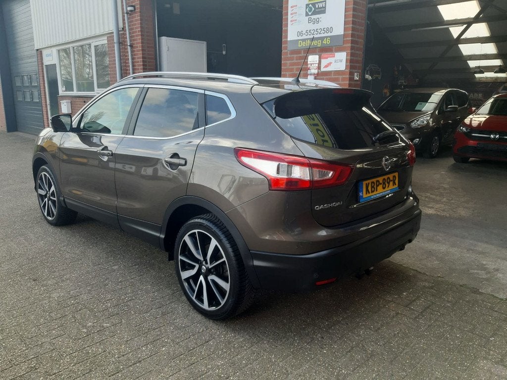 Nissan Qashqai 1.2 Tekna, Panorama dak, 1e Eig Dealer o.h., Auto's, Nissan, Gebruikt, 4 cilinders, Bruin, 116 pk