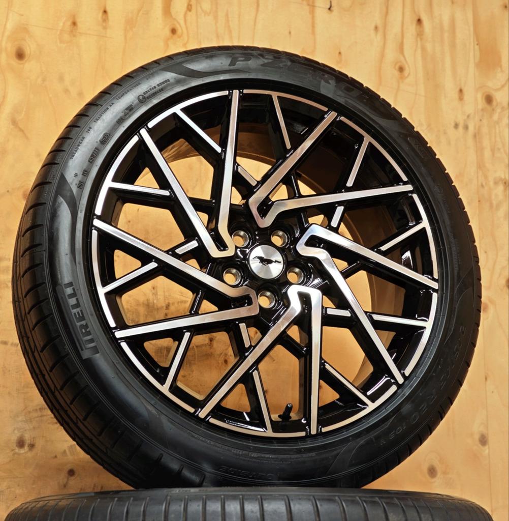 Org. 20" Mustang Mache velgen Pirelli mach-e Ford Mach E, Auto-onderdelen, Banden en Velgen, Banden en Velgen, Zomerbanden, 20 inch