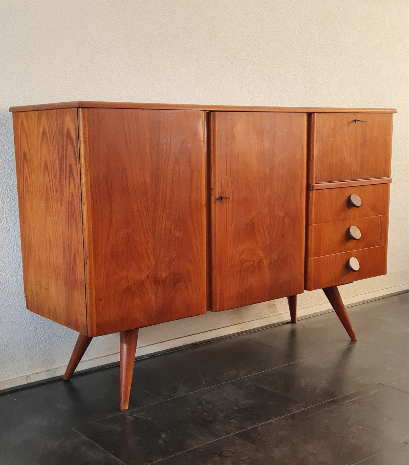Prachtige retro vintage dressoir kast, Huis en Inrichting, Kasten | Dressoirs, Ophalen, Gebruikt, 100 tot 150 cm, .