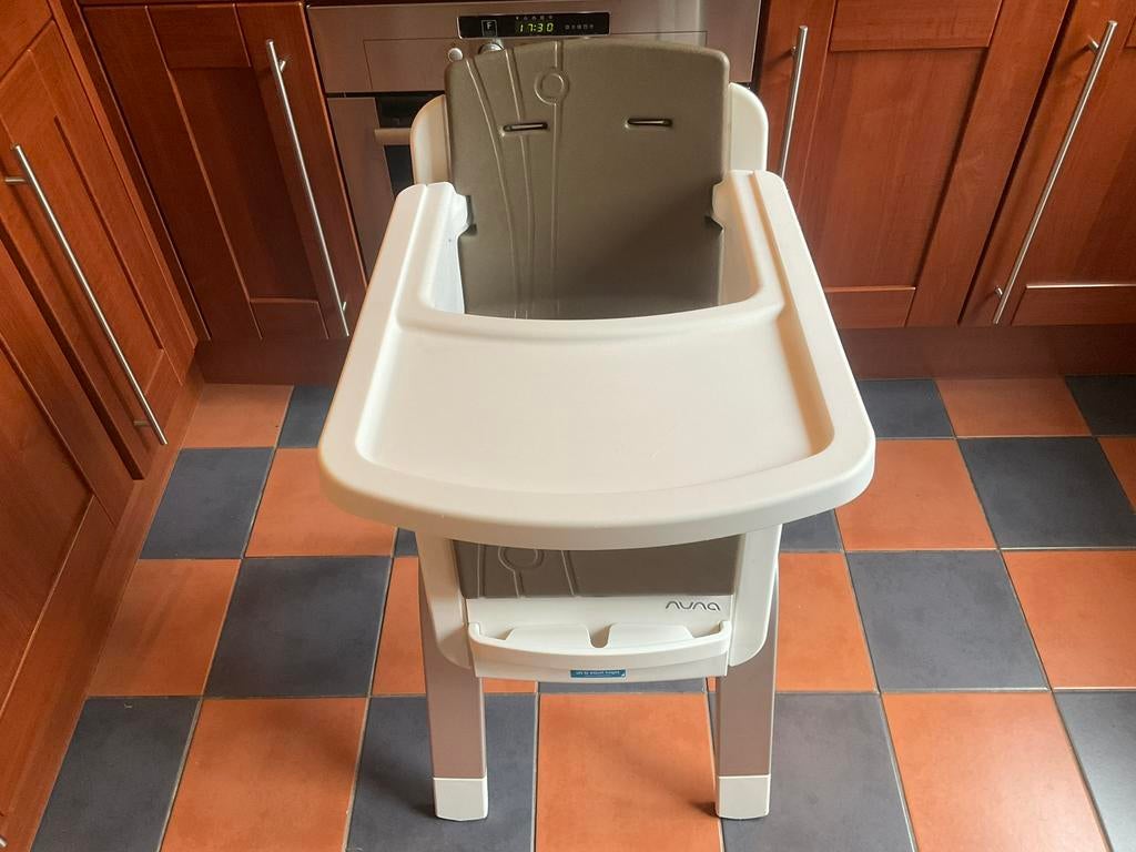 Kinderstoel/ meegroeistoel NUNA ZAAZ, Kinderen en Baby's, Ophalen, Gebruikt, Meegroeistoel, Gordel(s)