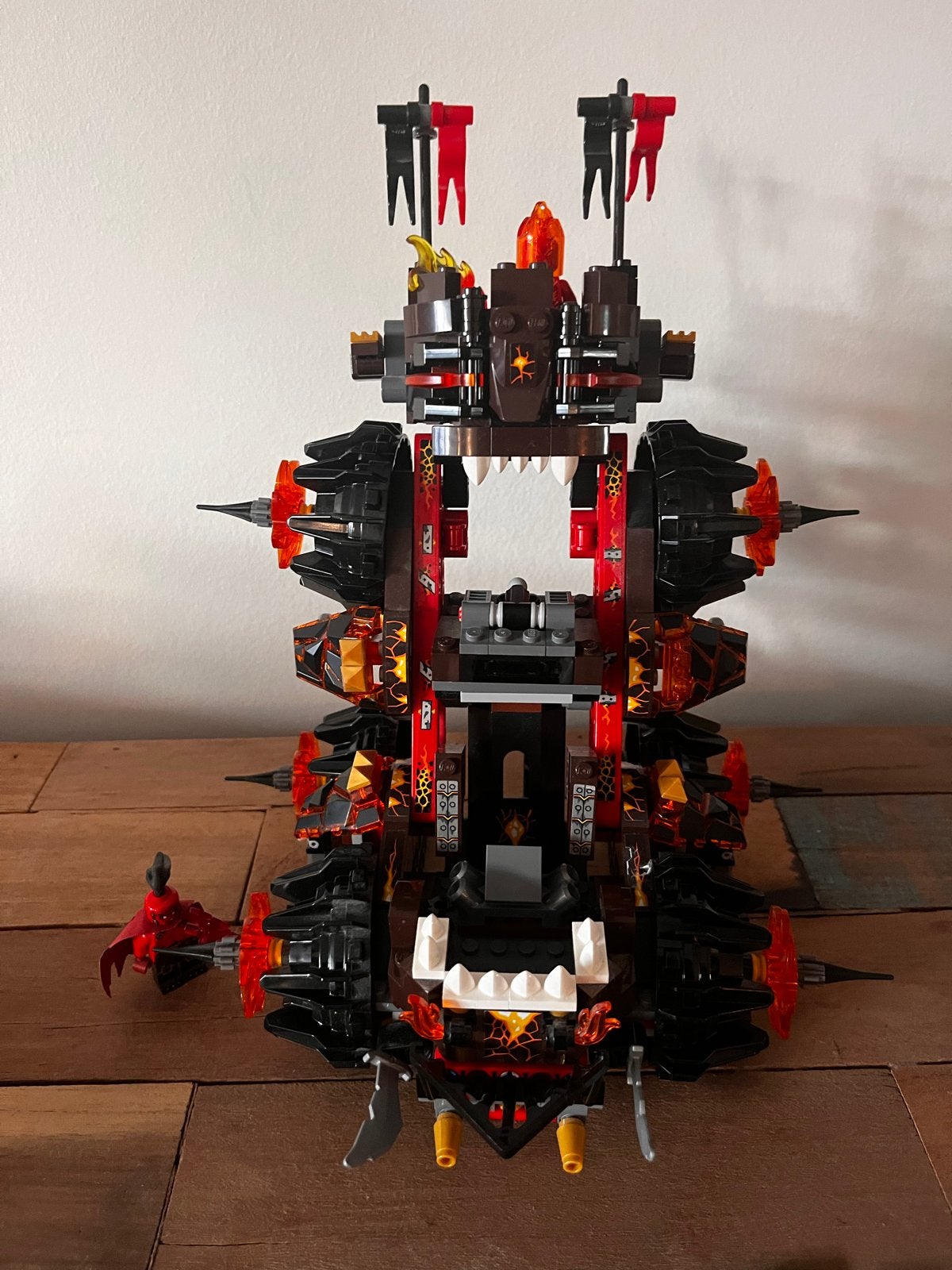 LEGO Nexo Knights 70321 - Generaal Magmar's Belegeringsbreke, Lego, Ophalen of Verzenden, Zo goed als nieuw, Compleet
