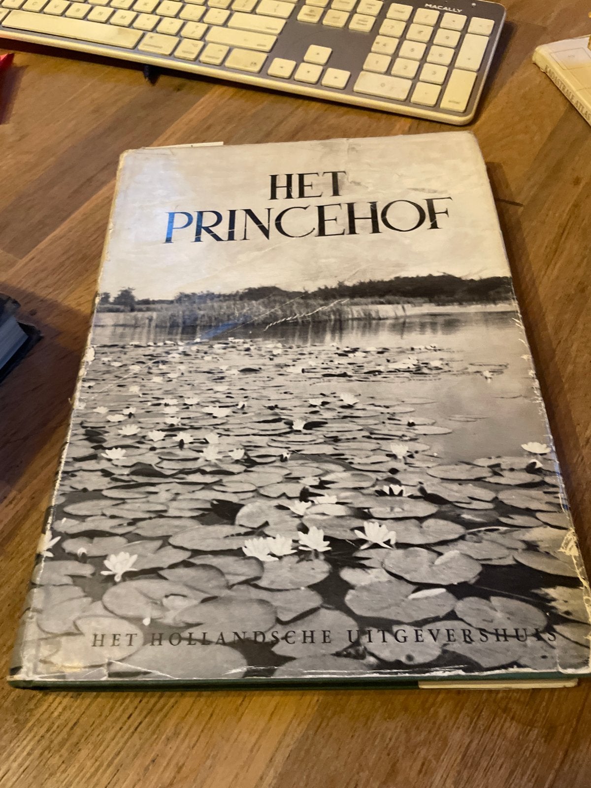 Het Princehof - Het Hollandsche Uitgevershuis, Ophalen of Verzenden, Gelezen, Nederland