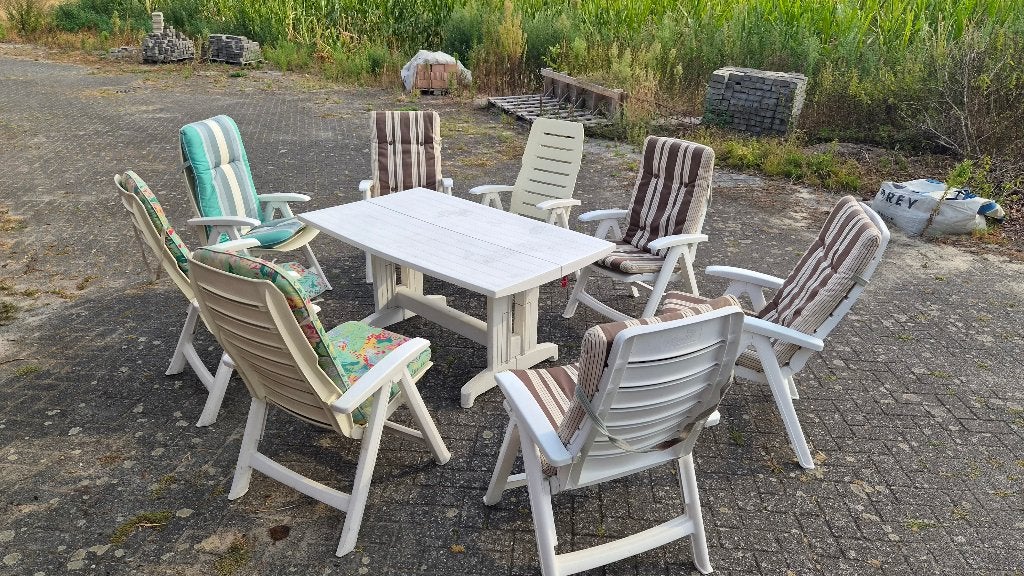 Terras stoelen met tafel, Ophalen, Kunststof, Gebruikt, 8 zitplaatsen