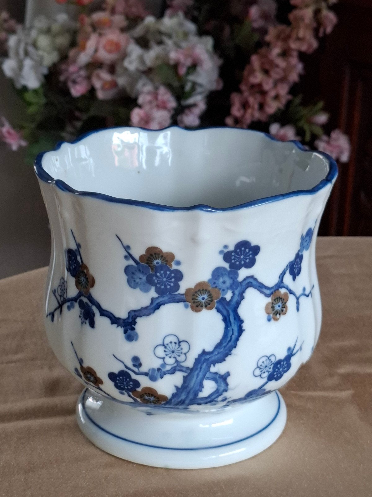 Vintage Chinese Porseleinen Bloempot met Bloesem, Antiek en Kunst, Ophalen of Verzenden