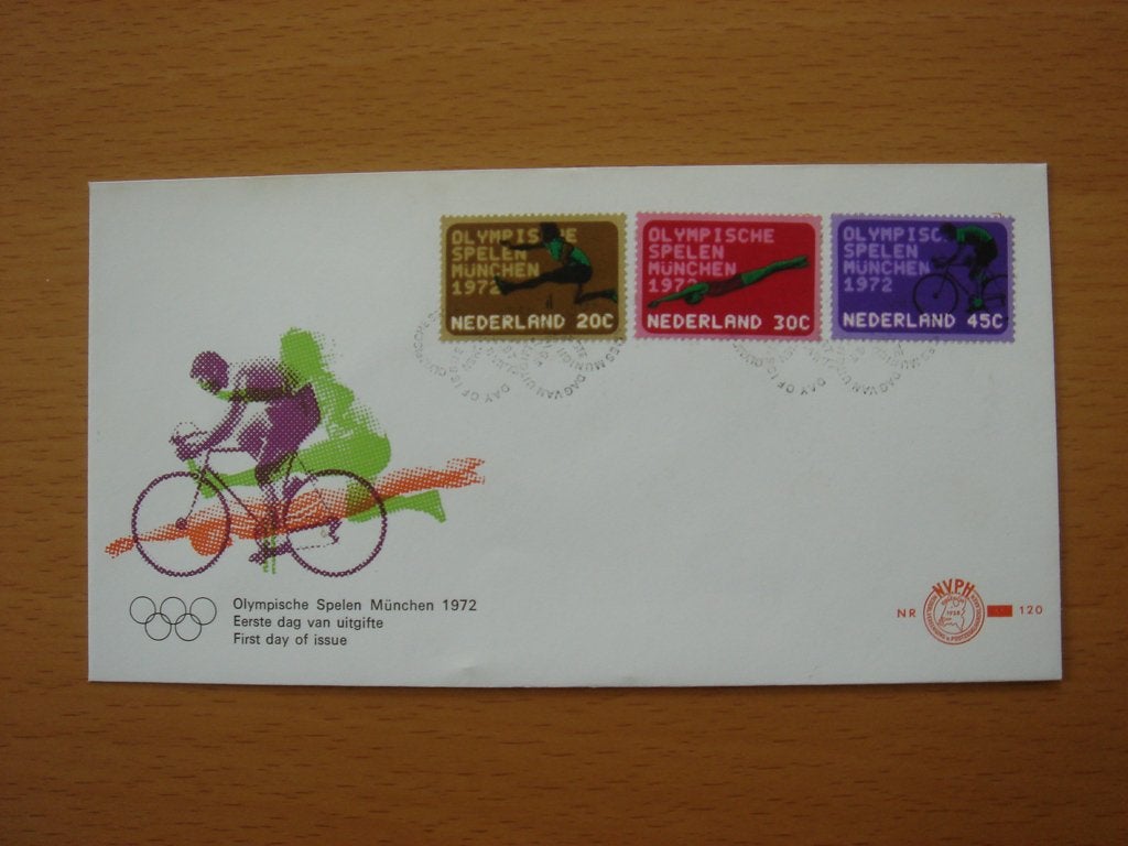 NVPH E120 1e Dag-enveloppe Olympiade Munchen 1972, Ophalen of Verzenden, Onbeschreven, Nederland