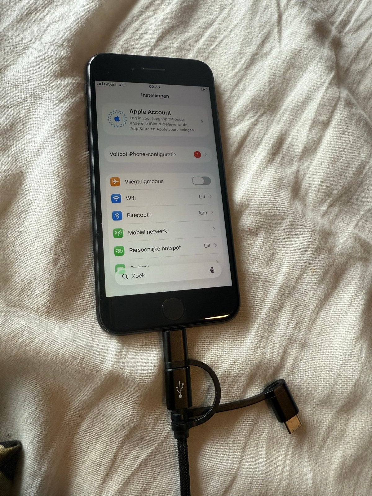 iPhone SE (2020) Zwart - Zo goed als nieuw, Telecommunicatie, Mobiele telefoons | Apple iPhone, Zo goed als nieuw, 64 GB, Zonder abonnement