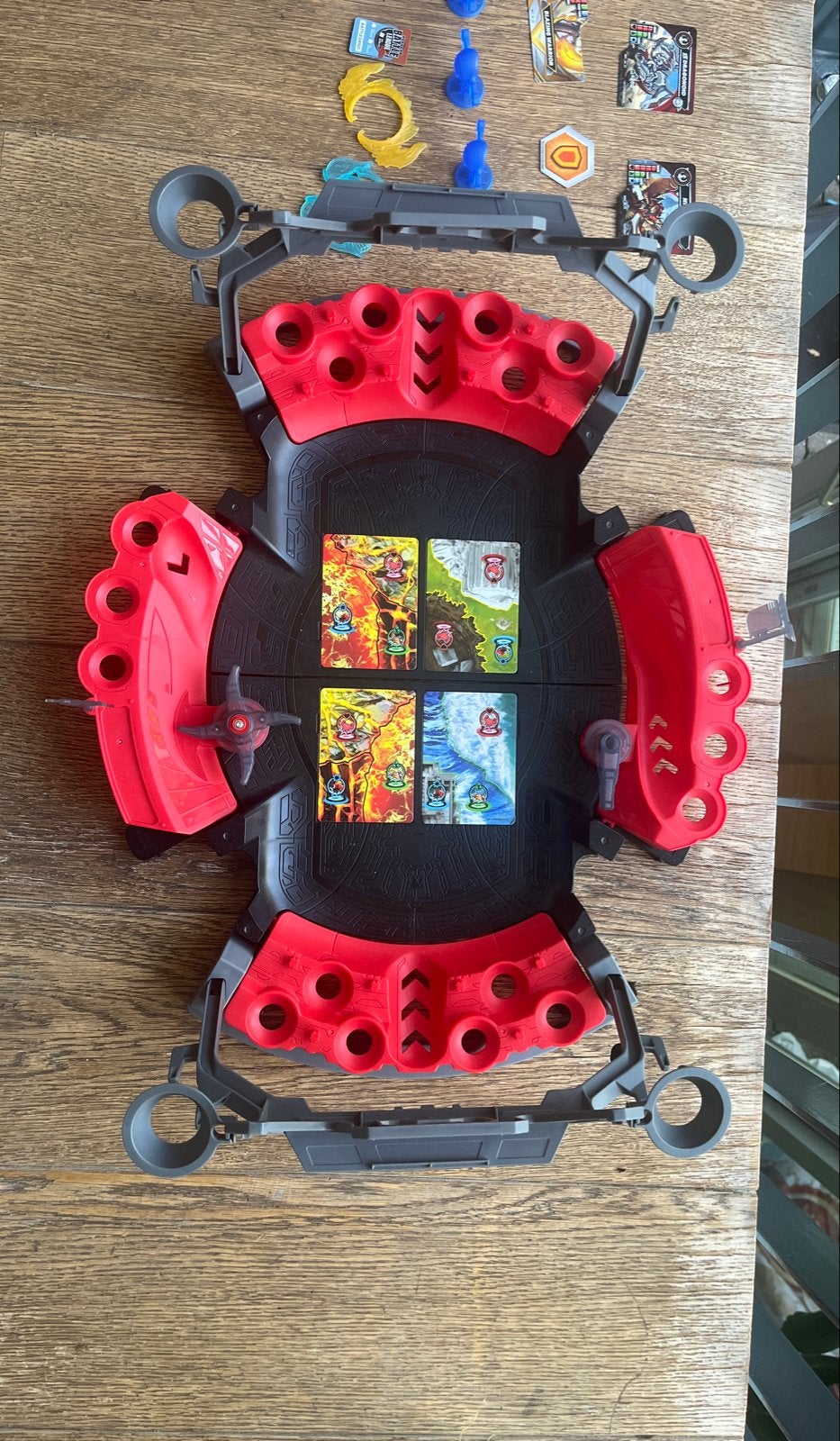Bakugan Battle Arena met kaarten en accessoires, Ophalen of Verzenden, Gebruikt, Jongen