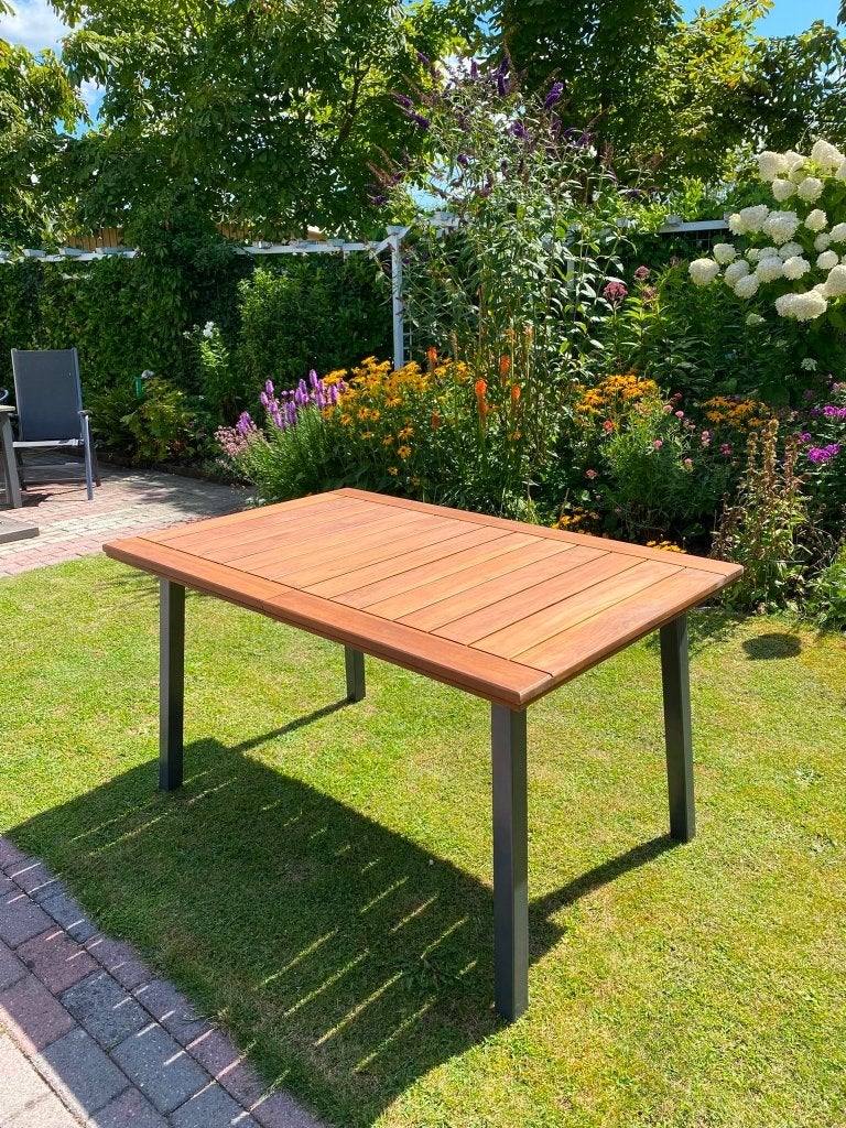 Tuintafel indonesisch teakhout, Ophalen, Zo goed als nieuw, Rechthoekig, Teakhout