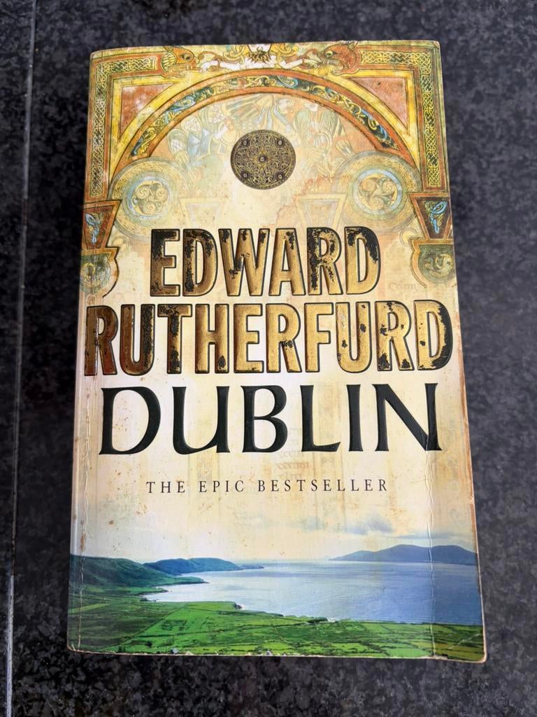 Dublin / Edward Rutherfurd / Engelse dikke aoftcovwr, Boeken, Ophalen of Verzenden, Gelezen