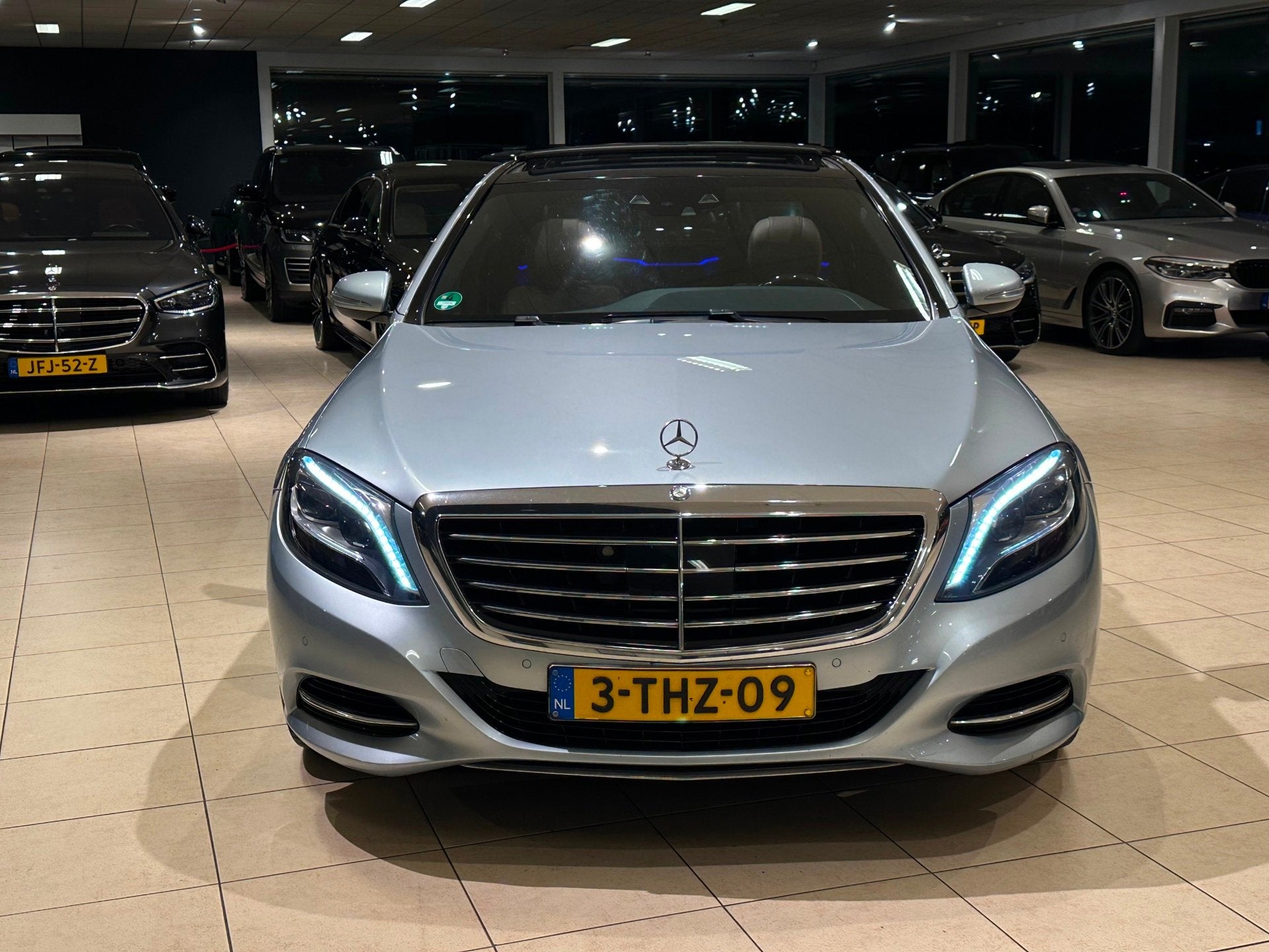 Mercedes-Benz S-klasse S350 d LANG|NAP|3xTV|MASSAGE|TREKHAAK, Auto's, Mercedes-Benz, Automaat, Achterwielaandrijving, Euro 6, 259 pk