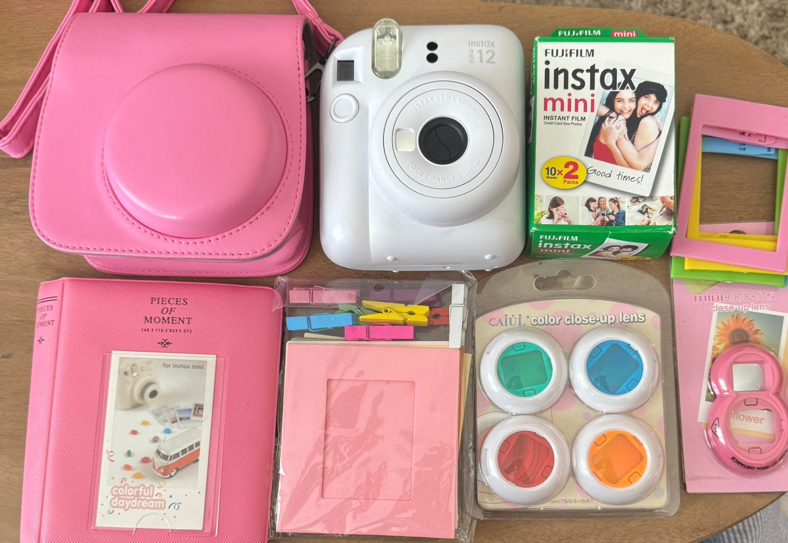 Fujifilm Instax mini 12 camera 10x2 packs sheets compleet, Ophalen of Verzenden, Zo goed als nieuw, Speelkaart(en)