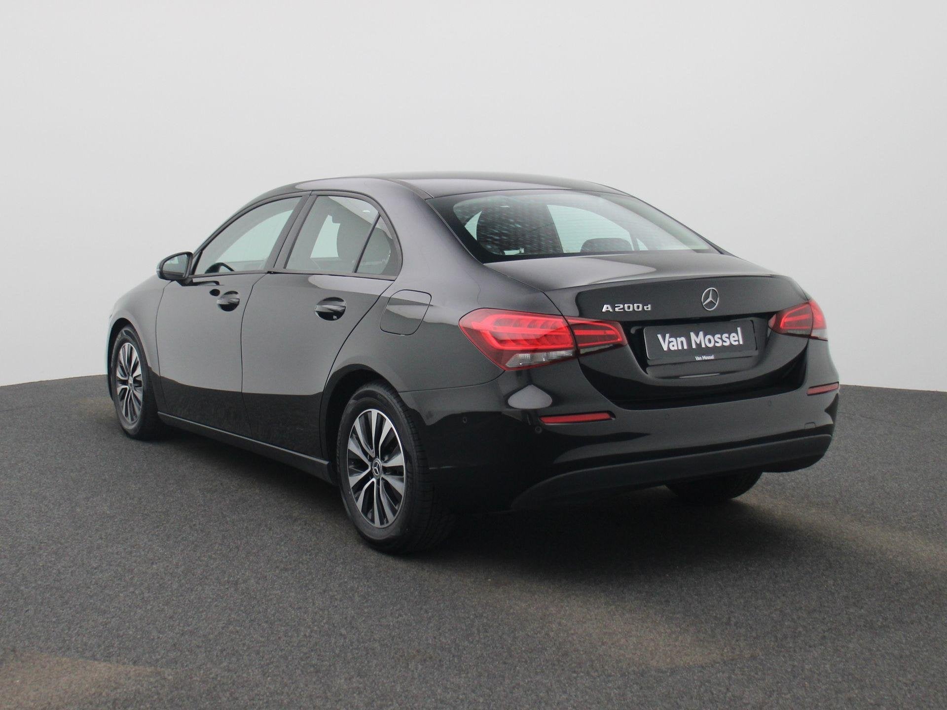 Mercedes-Benz A-klasse 200 d SEDAN | AUTOMAAT | NAVIGATIE |, 12 maanden, Stof, Gebruikt, 4 cilinders