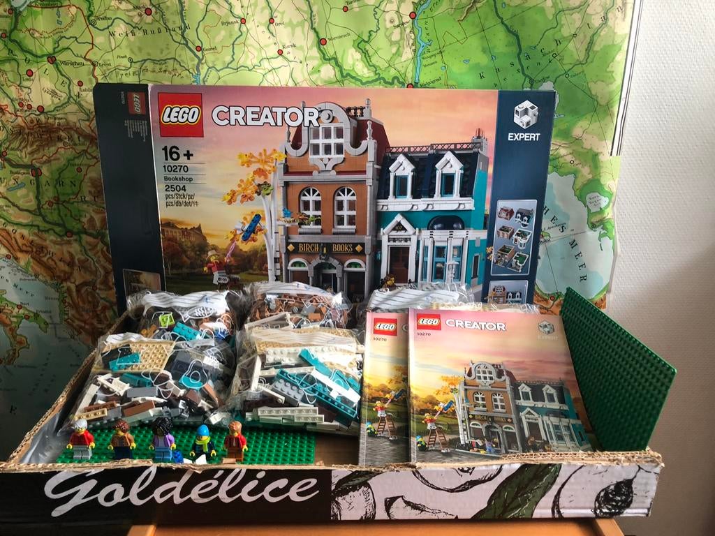 Lego creator set 10270 bookshop, Kinderen en Baby's, Speelgoed | Duplo en Lego, Ophalen of Verzenden, Zo goed als nieuw