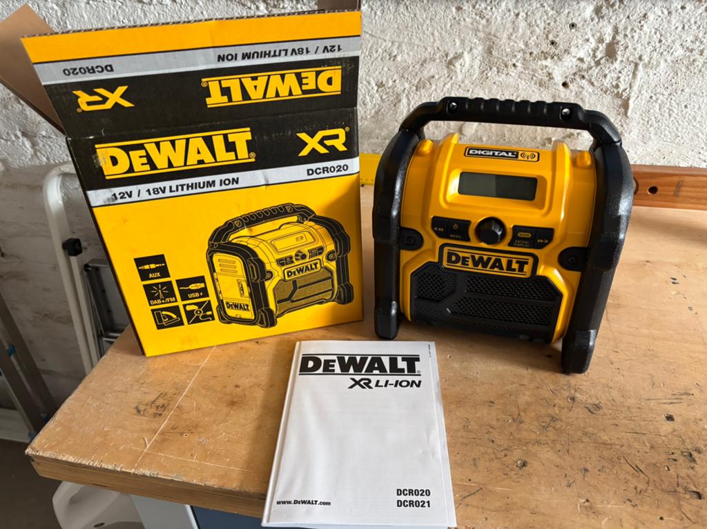 DeWalt bouwradio, Ophalen, Nieuw