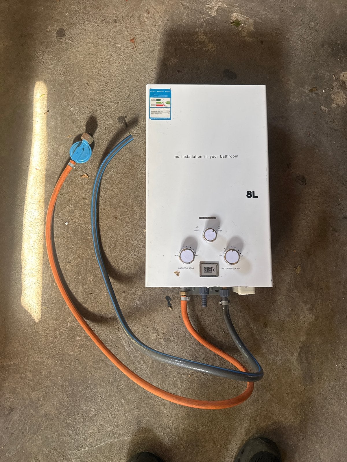 Compacte Geiser 8L - Ideaal voor Buiten en Camping, Ophalen, Gebruikt, Geiser, Minder dan 20 liter