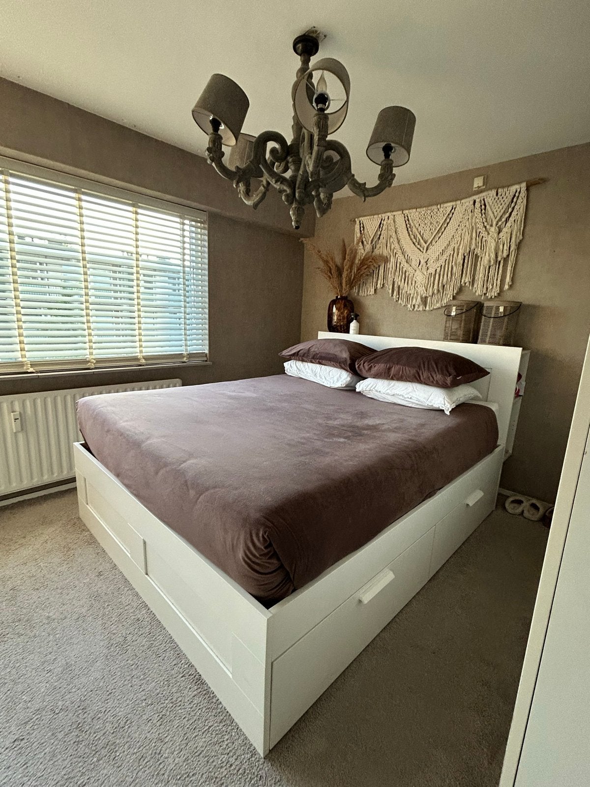 BRIMNES Bedframe met opberglades, hoofdeinde en lattenbodem, Ophalen, Wit, Tweepersoons, Zo goed als nieuw