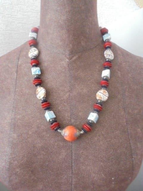 Zeer mooie ketting bijzondere kralen steen, Sieraden, Tassen en Uiterlijk, Ophalen of Verzenden, Zo goed als nieuw, Steen of Mineraal