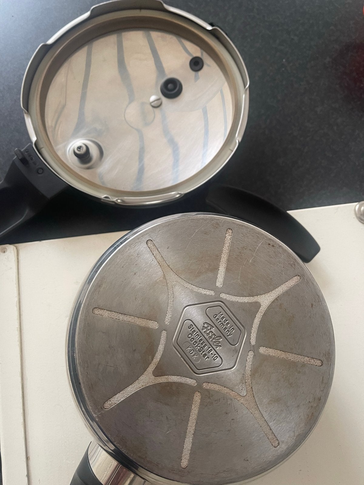 Fissler Snelkookpan 2,5 Liter - Inductie Geschikt, Kookpan of Snelkookpan, Gebruikt, Inductieplaat, Ophalen of Verzenden