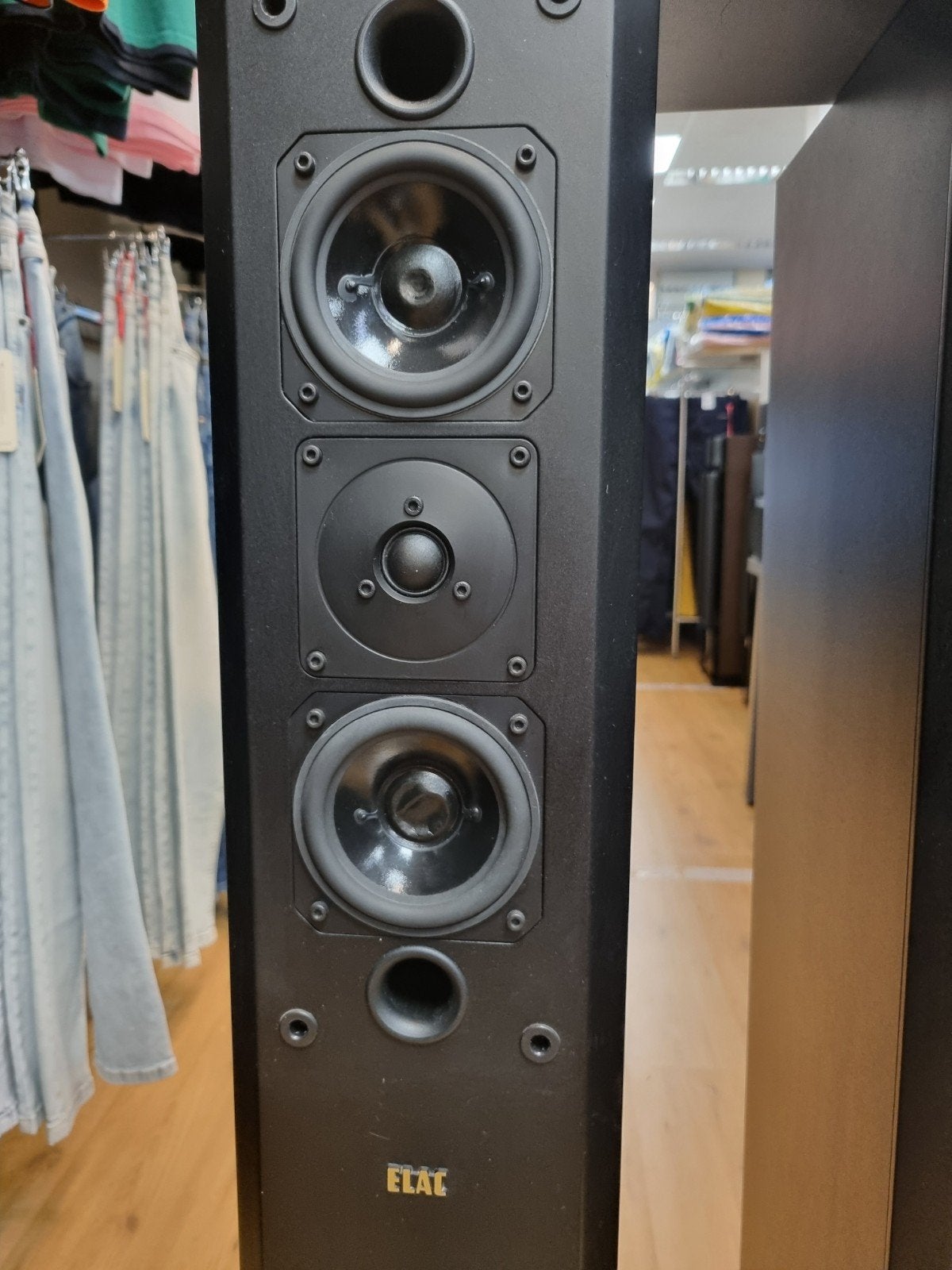 Elac M 100 luidsprekers + Center, Audio, Tv en Foto, Luidsprekers, Overige merken, Gebruikt, //, Ophalen of Verzenden