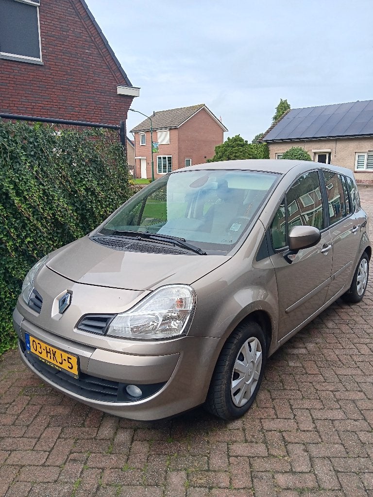 Renault Grand Modus 1.6 16V AUT 2009 Beige, Stof, 4 cilinders, 1210 kg, Beige