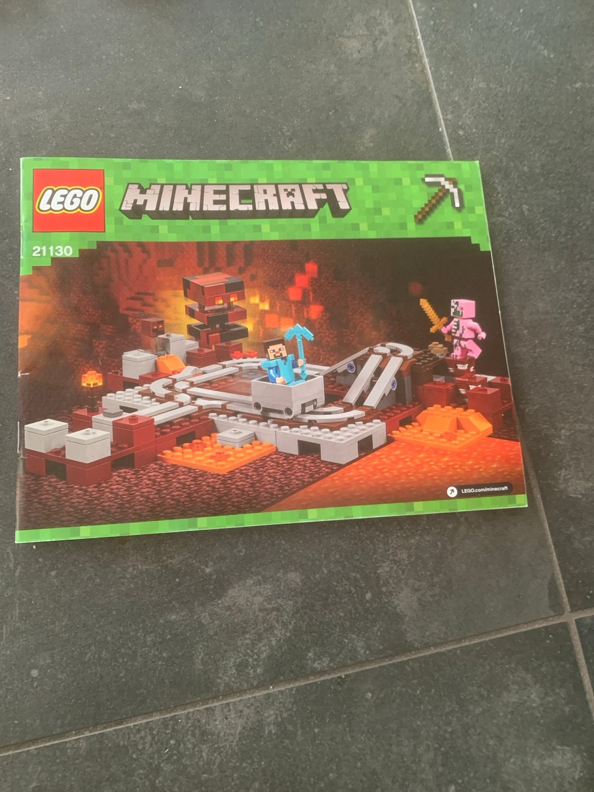 LEGO Minecraft 21130 De Nether Spoorweg, Gebruikt, Minecraft, Lego, Ophalen of Verzenden