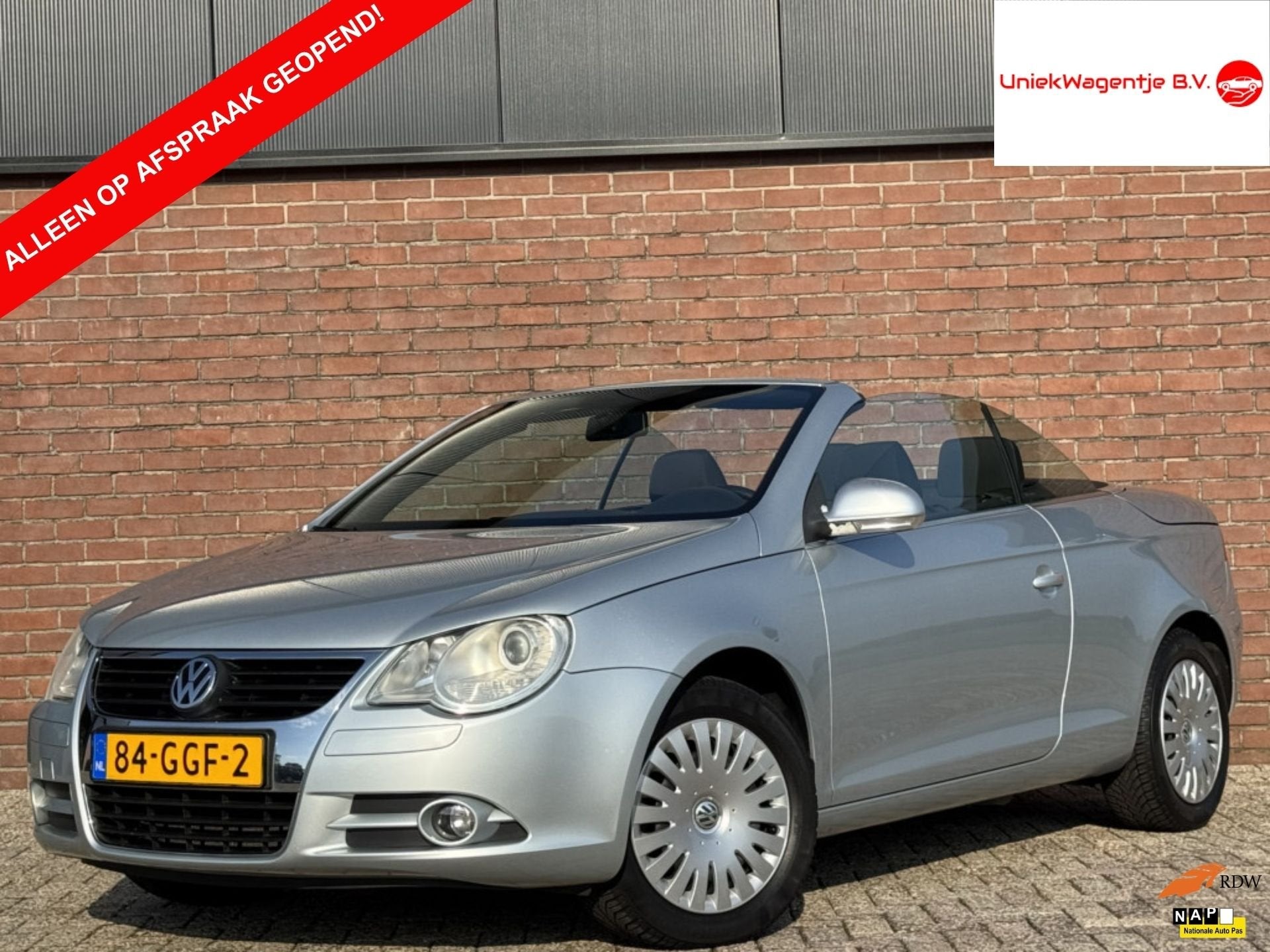Volkswagen Eos 1.4 TSI | NL-AUTO! | 1E EIGENAAR! | DEALER OH, Auto's, Voorwielaandrijving, Dealer onderhouden, Gebruikt, Zwart