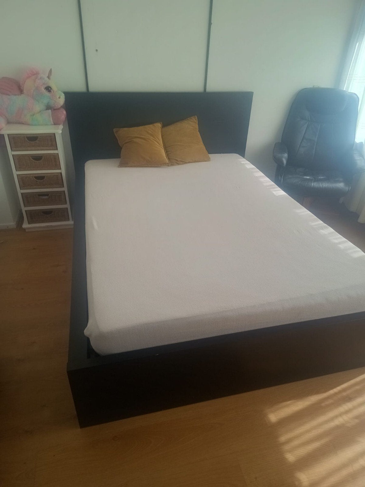 2 persoons bed, Huis en Inrichting, Slaapkamer | Boxsprings, Ophalen, 90 cm, Zwart, Tweepersoons
