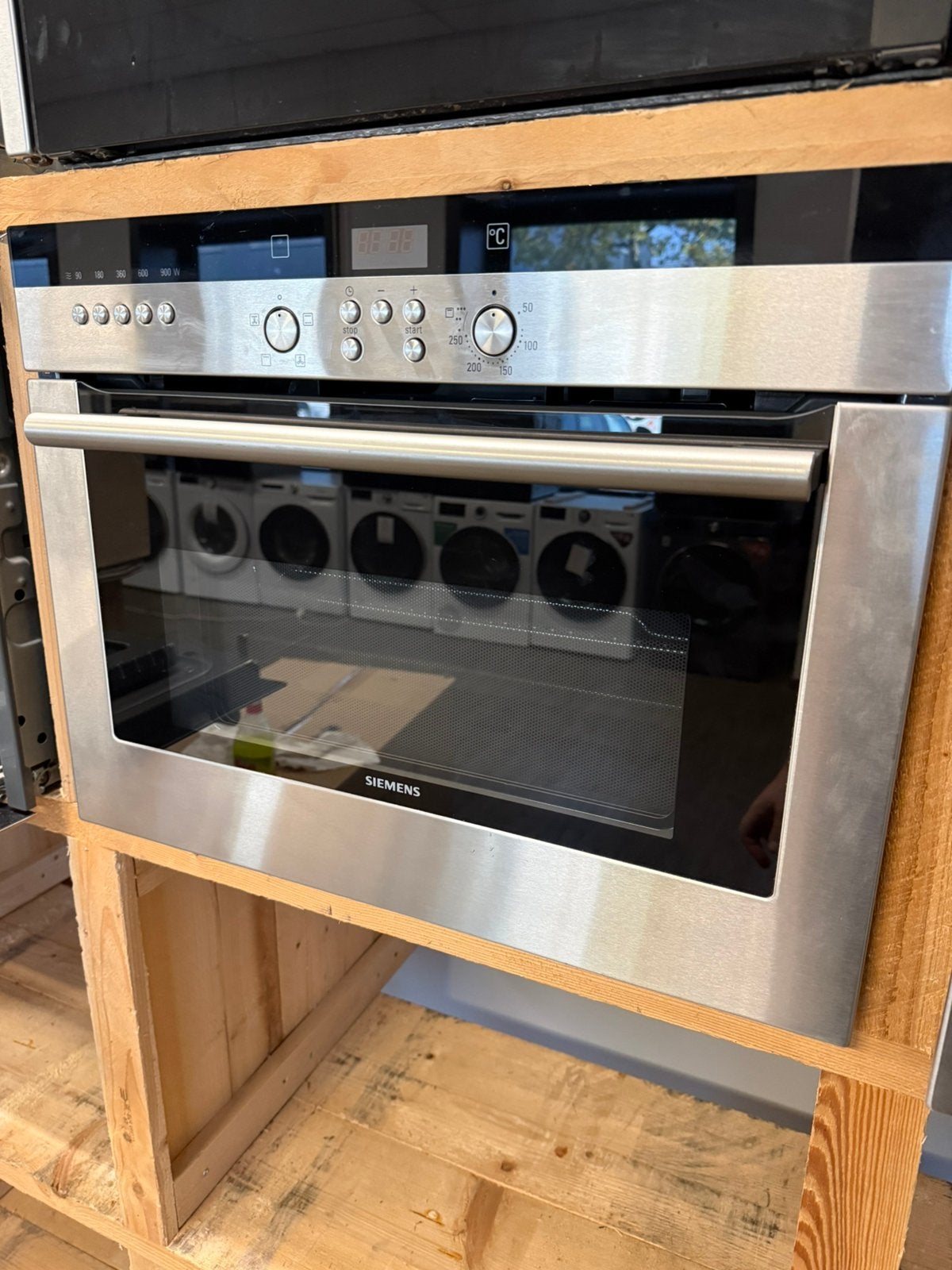 Siemens combimagnetron hb84k550n, Ophalen, Bsh.nl, Postbus 259, Zo goed als nieuw