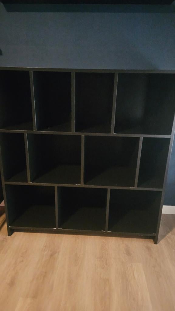 2 zwart vakkenkasten met opbergboxen, Ophalen, Gebruikt